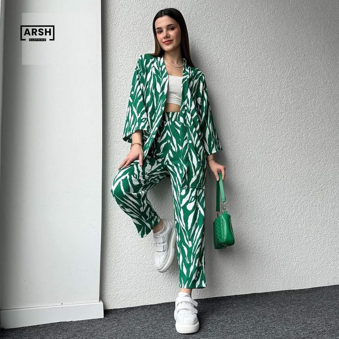 Stylish Zebra Print Coordinated Set 🐾 Trendy Gown & Trousers