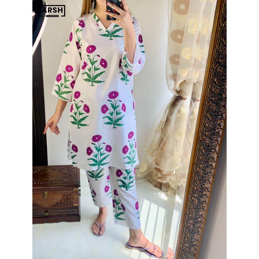 2 PCS WINTERS SPECIAL FLOWER DESIGN